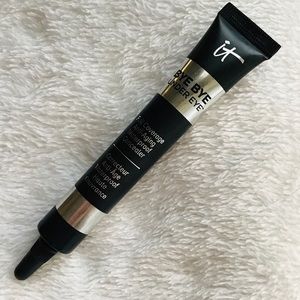 It Cosmetics Bye Bye Under-eye Concealer MEDIUM